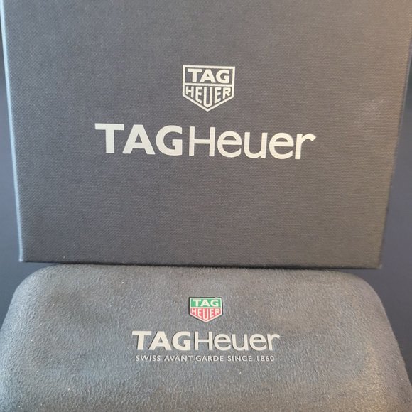 TAG Heuer Carrera Calibre 01 Skeleton Men's Watch - CAR201U.BA0766 - 43MM AUTO - Picture 15 of 15